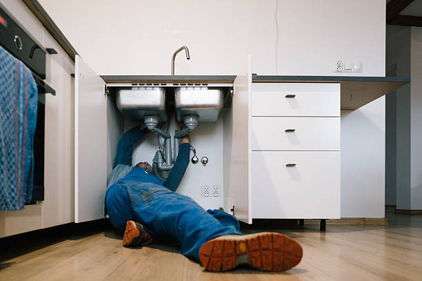 Professional Plumbing technician working in Kneeland, CA